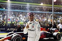 Hamilton crava volta perfeita e conquista pole em Singapura