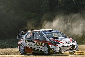 WRC Duitsland: Tanak leidt na eerste dag, olielek deert Neuville niet