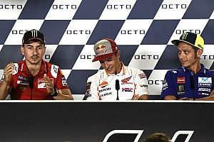 Lorenzo: “Rossi se comporta como un niño pequeño pero Márquez debería pasar de él”