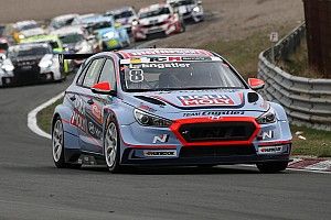 Prima pole position con la Hyundai per Luca Engstler al Sachsenring