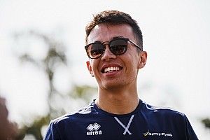 Resmi: Toro Rosso, 2019'da Albon'la yarışacak