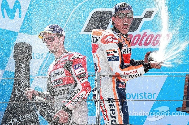 Marquez: Tyre gamble "the only chance" to beat Dovizioso