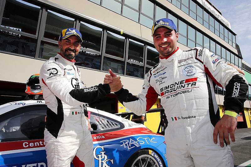Carrera Cup Italia, Mugello: Ombra Racing mette le... frecce