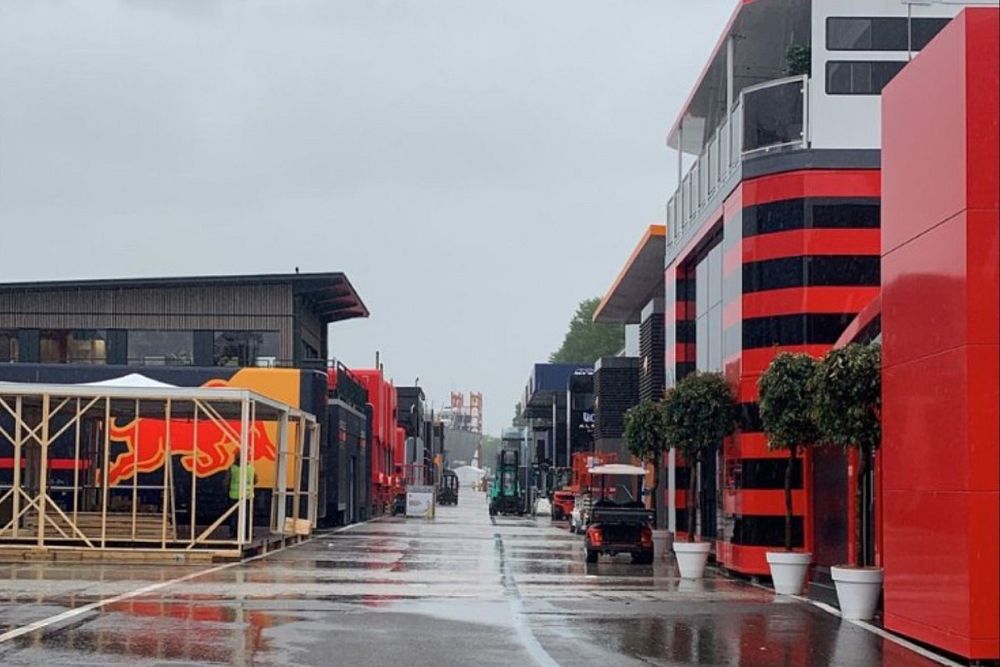 Paddock Hover La F1 no permite entrar al paddock de Imola por las inundaciones