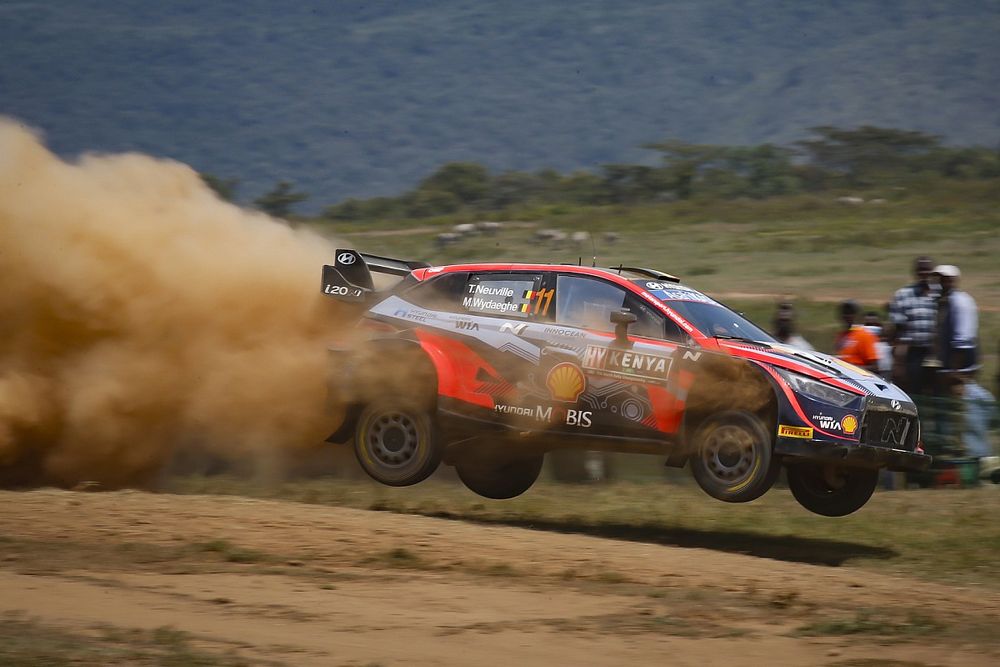 WRC | Safari Rally, PS12: Neuville sale terzo. Rovanpera allunga