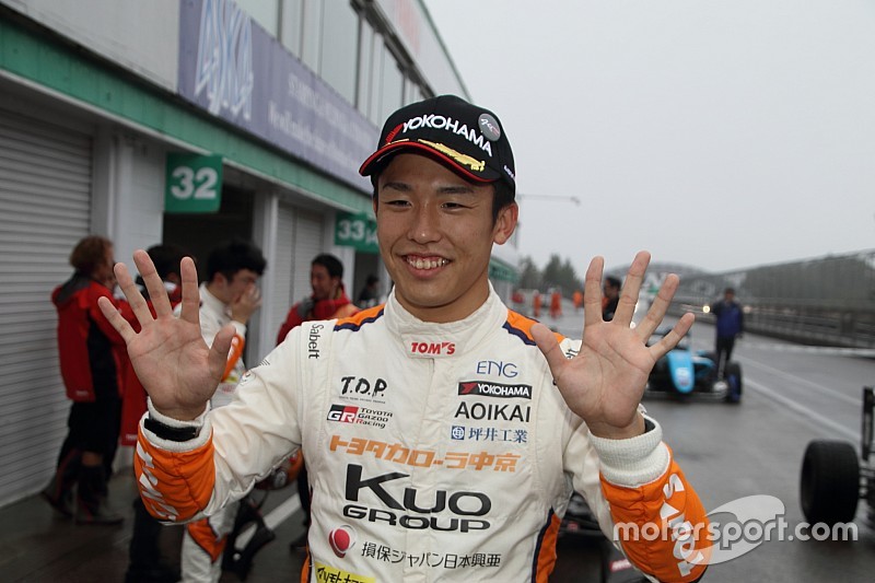 2ヶ月越しに開催された第9戦、坪井翔が10連勝を達成し今季15勝目