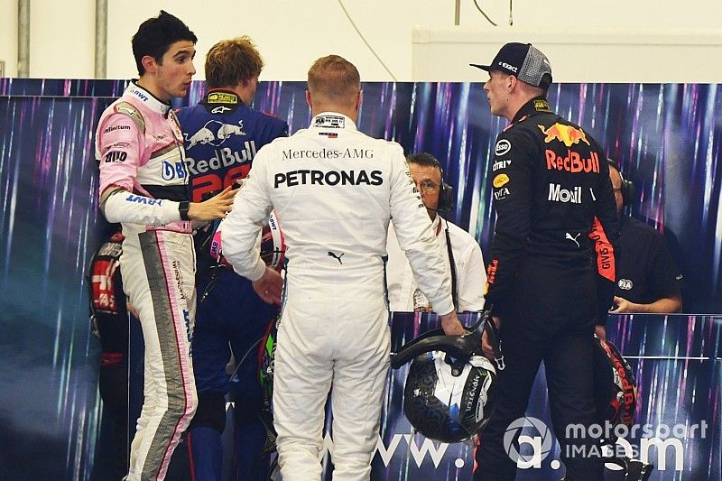 Max Verstappen, Red Bull Racing en Esteban Ocon, Racing Point Force India opstootje