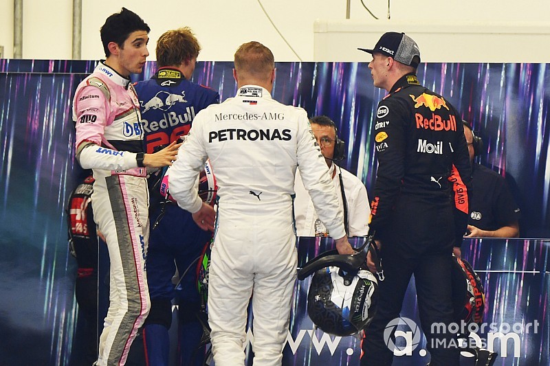 VIDEO: <b>Verstappen</b> reclama al "idiota" Ocon después del choque
