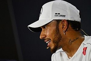 "Mást megbüntettek volna Hamilton tettéért, Verstappen mindig azt hiszi, neki van igaza"
