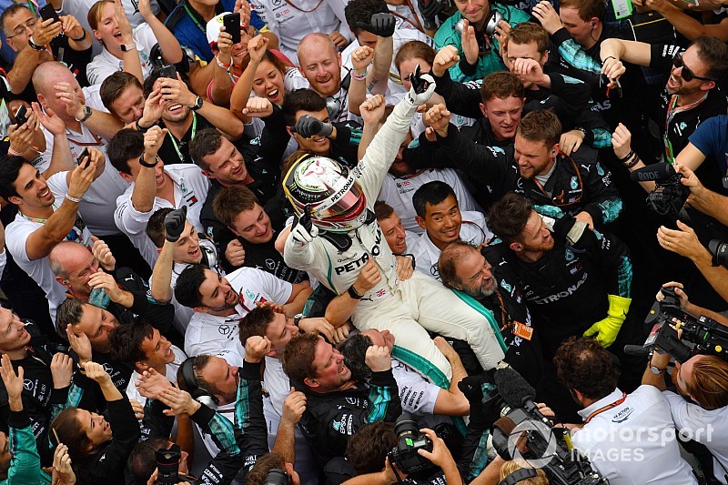 Wolff: não teríamos cinco títulos se não fosse por Hamilton