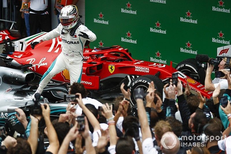 Lewis Hamilton, Mercedes AMG F1, celebra