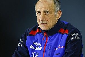 A Toro Rosso szerint túl sokat költ a Mercedes és a Ferrari a Forma-1-ben: hol a határ?