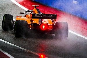 Baba Sainz: McLaren, 2018'de dibe vurdu