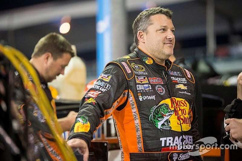 A Haas pilótái belekóstolnak a NASCAR-ba