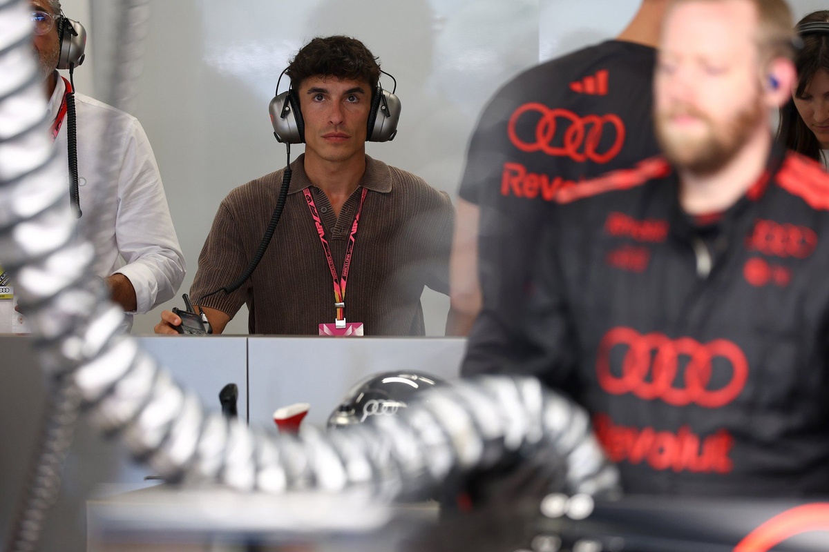 El incómodo error con Marc Marquez durante su visita a Audi F1 en Barcelona