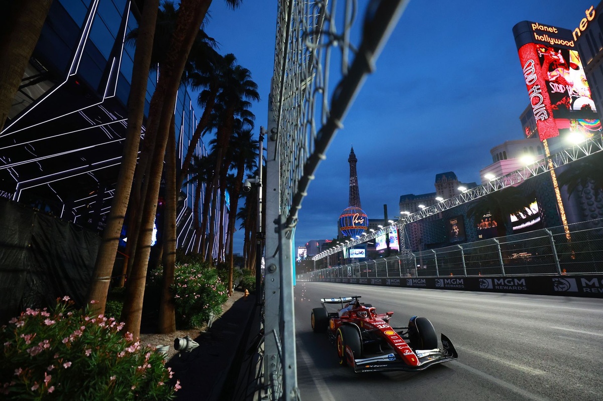 F1 Las Vegas GP: Charles Leclerc leads Alex Albon in dusty opening practice