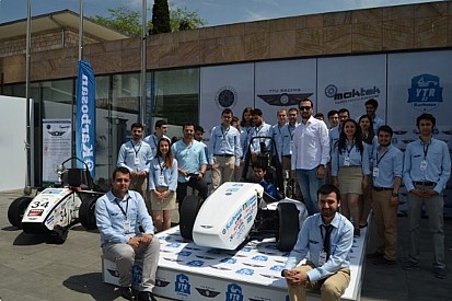 Yıldızlı gençlerimiz Silverstone'da!
