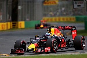 Renault engine upgrade expected "around Montreal" - Ricciardo
