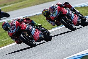 Ducati: c'è amarezza per la vittoria sfumata, ma Davies e Melandri convincono