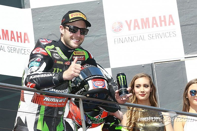 Podium : Jonathan Rea, Kawasaki Racing, vainqueur de la Course 1