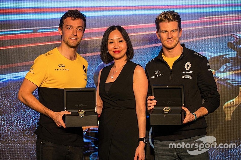“雷诺F1之夜”,大奖赛周四外滩上演
