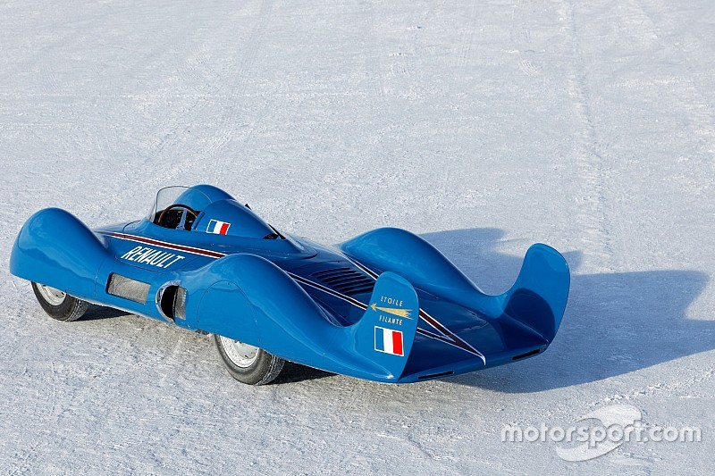 VIDÉO - Renault et Nicolas Prost fêtent les 60 ans de l'Étoile Filante