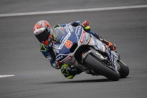 Austria MotoGP: Barbera leads Dovizioso in first practice
