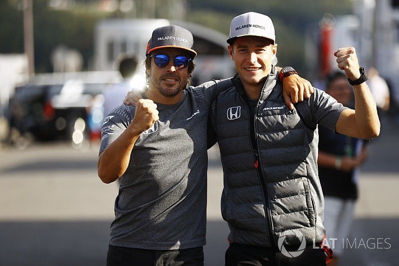 La colonna di Vandoorne: "Felice che Alonso rimanga alla McLaren"