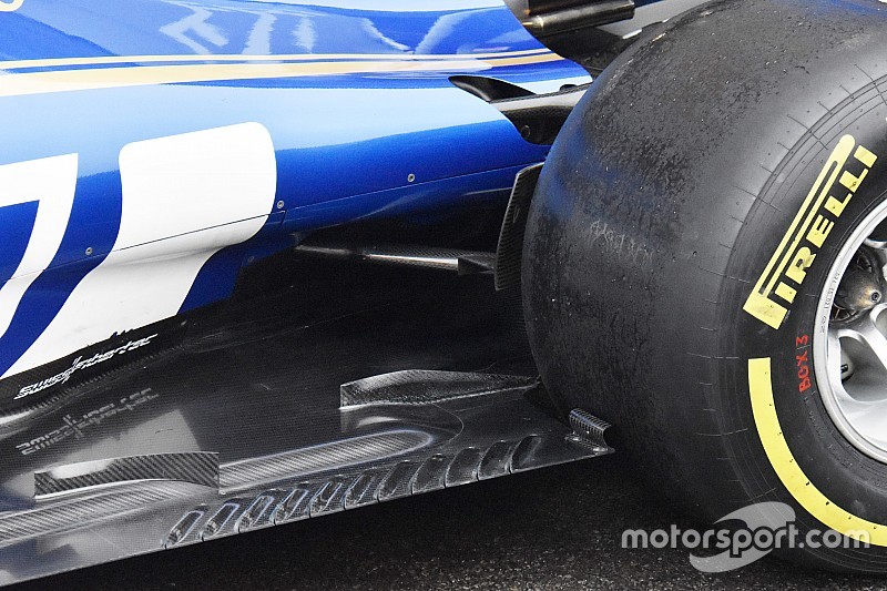 Sauber: c'è l'archetto davanti alle ruote posteriori della C36
