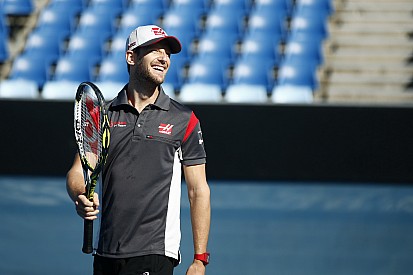Grosjean compara su racha negativa con la del tenista Djokovic