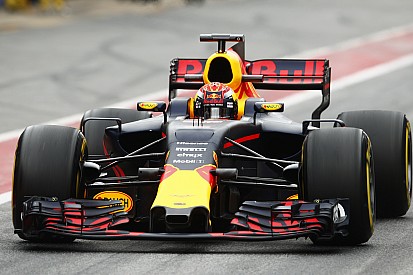 Lewis Hamilton beim Formel-1-Auftakt neugierig auf Red Bull Racing