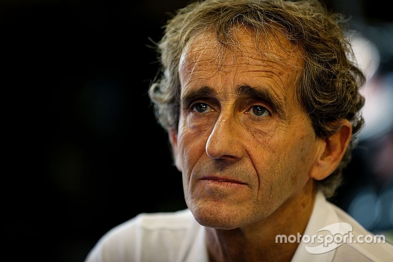 Prost joins Renault F1 team in advisory role