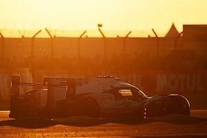 Le Mans 24 Jam: Matahari terbit, Porsche pegang kendali