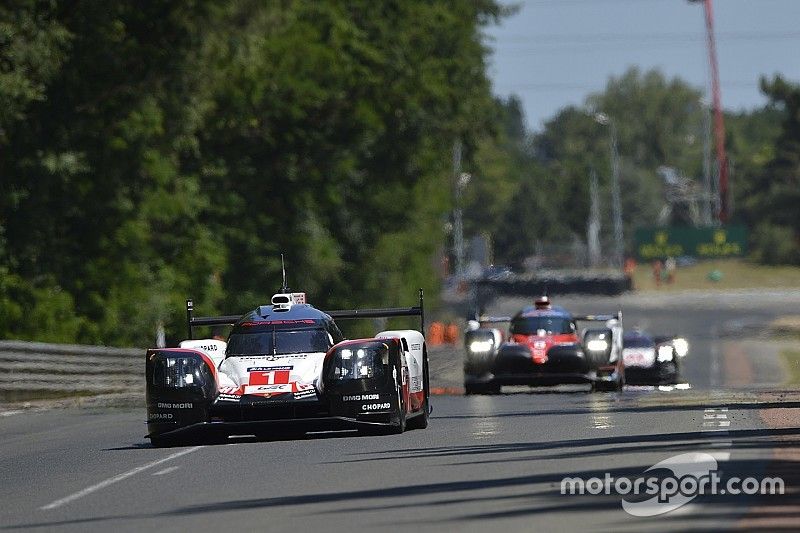 #1 Porsche Team Porsche 919 Hybrid: Neel Jani, Andre Lotterer, Nick Tandy