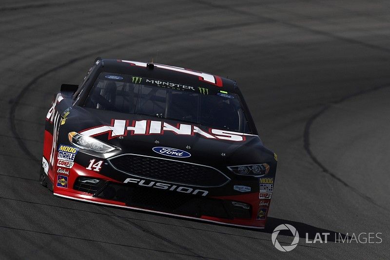Bowyer gets bitten by late-race cautions at Michigan