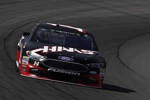 Bowyer gets bitten by late-race cautions at Michigan