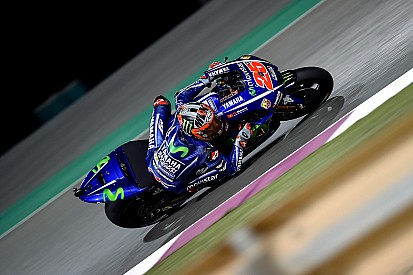 MotoGP: Parádés történelmi nyitány Katarban - Vinales sivatagi esőben nyert Dovi és Rossi előtt!