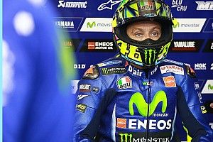 Latihan enduro, Valentino Rossi cedera patah kaki