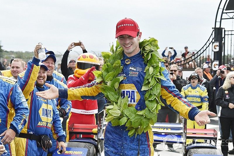 Race winner Alexander Rossi, Curb Herta - Andretti Autosport Honda