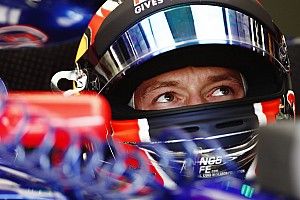 Квят выразил надежду на скорое решение по новому контракту c Red Bull