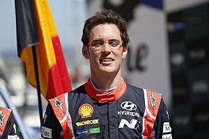 Neuville : "Pour la première fois, j'en ai eu les larmes aux yeux"