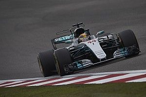 Hamilton nieuwsgierig naar impact van langere Mercedes