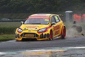 Davenport in a coma after Croft BTCC qualifying crash