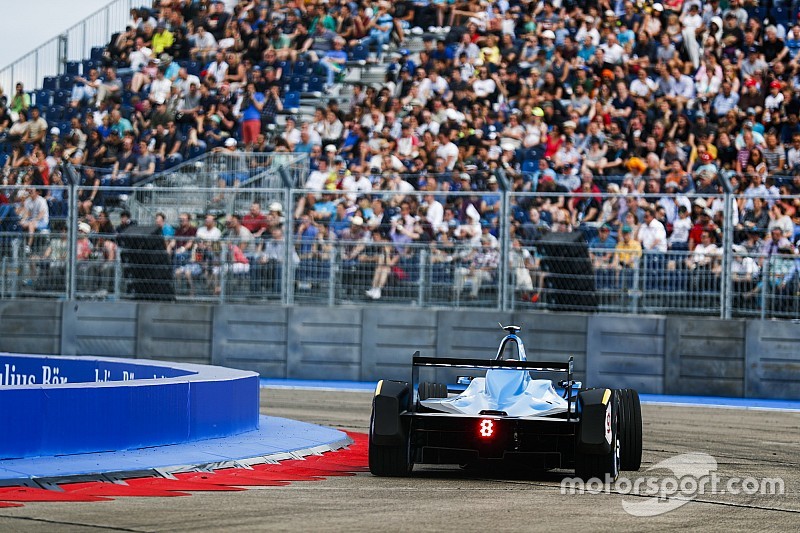 Buemi sbriciola gli avversari, il suo tempo è da record