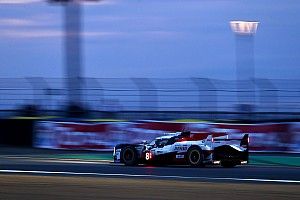 Le Mans 24 Saat - 19. Saat: #8 Toyota'da Alonso direksiyona geçti, #7 Toyota ile arasını açıyor