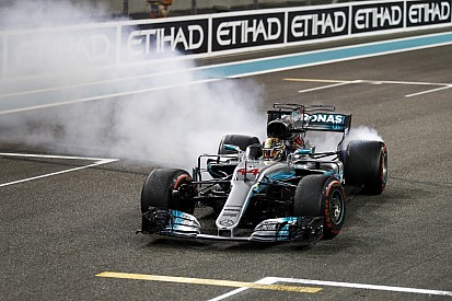 Hamilton: "Sono molto fiero di come ho corso quest'anno"