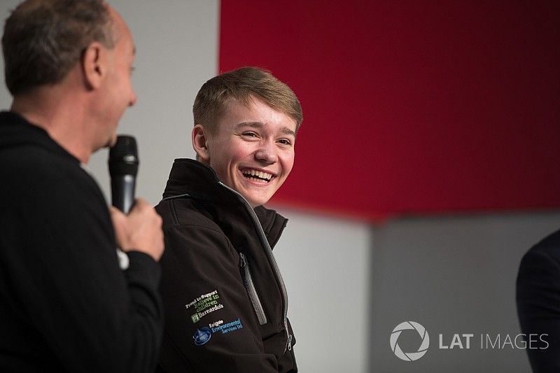 Terry Grant, stuntrijder, en Billy Monger