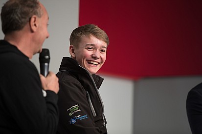 Billy Monger n'abandonne pas son "rêve" de F1