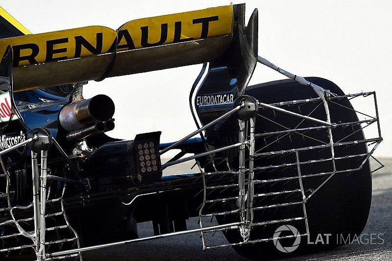 Renault Sport F1 Team RS18, avec des capteurs aéro à l'arrière