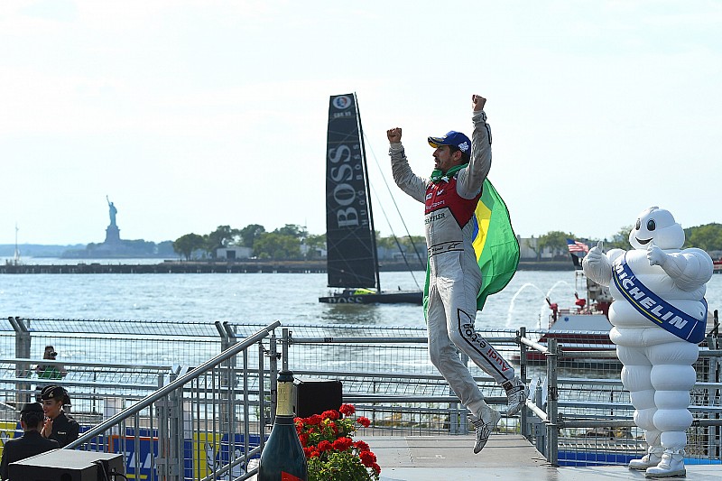New York ePrix: di Grassi kazandı, Vergne şampiyon oldu!